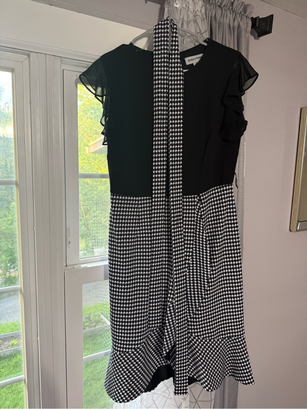 Women Shelby & Palmer Black and White Houndstooth Midi Dress